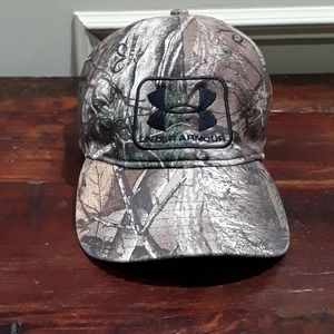 Under Armour Realtree Camo Baseball Cap
